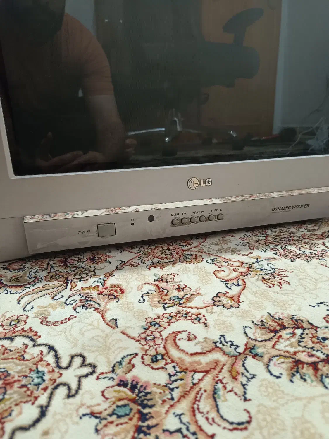 تلویزیون LG ال جی|تلویزیون و پروژکتور|رشت, دباغیان|دیوار