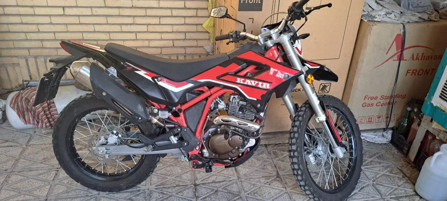 تی چهار ۲۰۰|موتورسیکلت|مبارکه, |دیوار