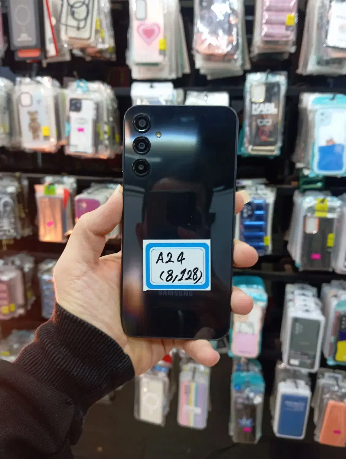 A24 (8/128)|موبایل|شاهین‌شهر, حافظ جنوبی|دیوار