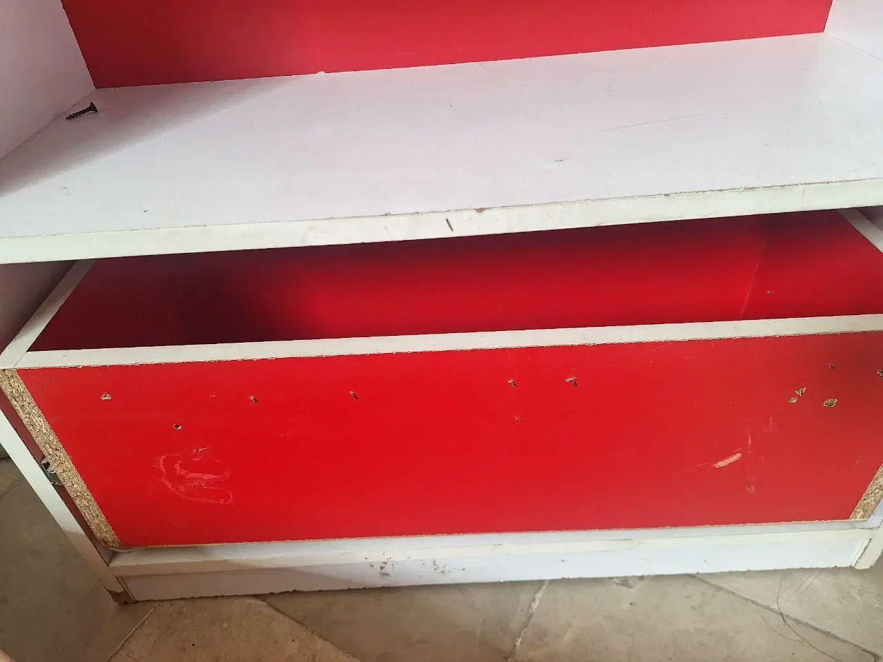 کتابخانه دخترانه|کتابخانه، شلف، قفسه‌های دیواری|پاکدشت, پاکدشت (مامازند)|دیوار