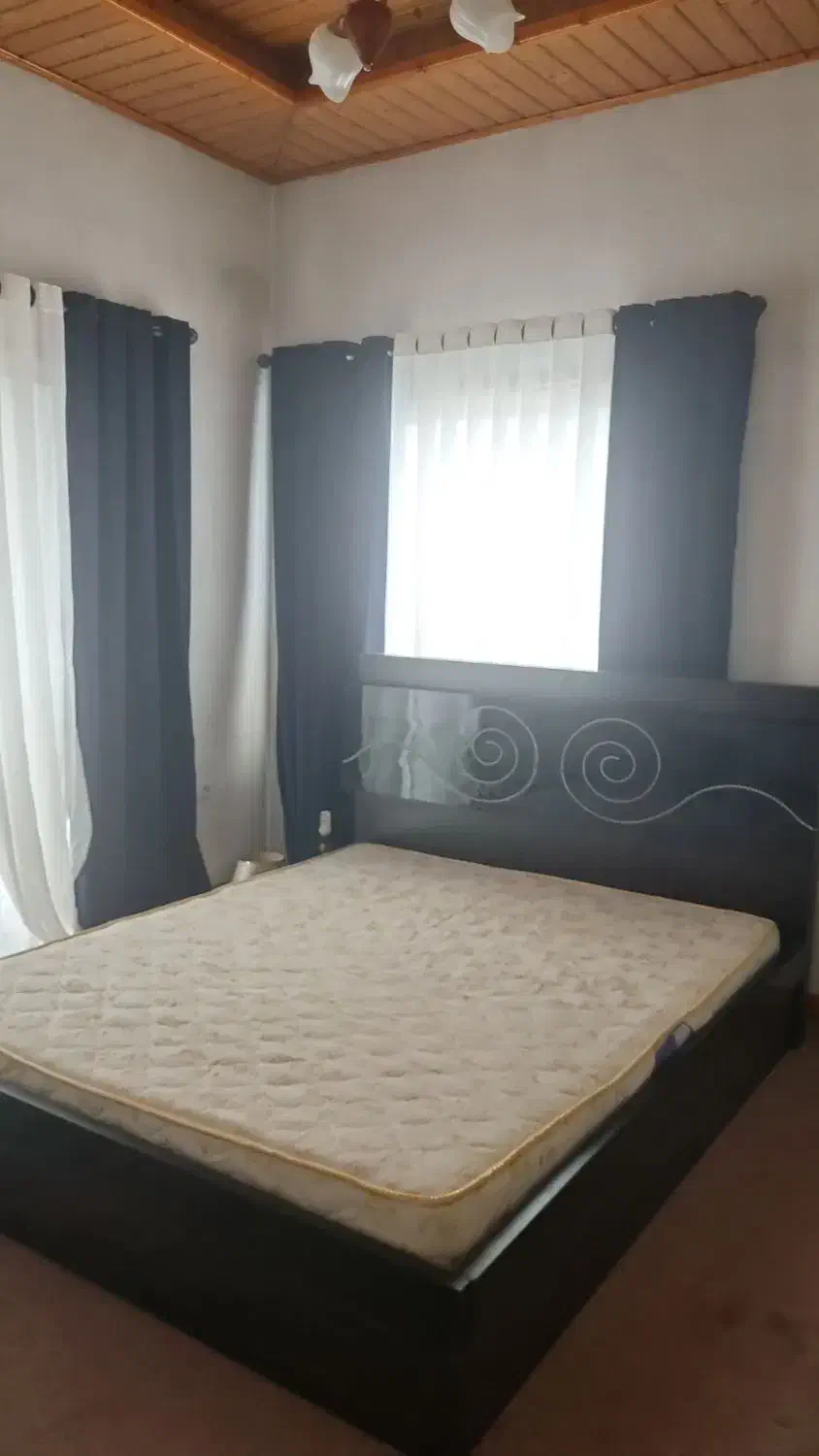 فروش فوری تخت و تشک دونفره|تخت و سرویس خواب|ایزدشهر, |دیوار