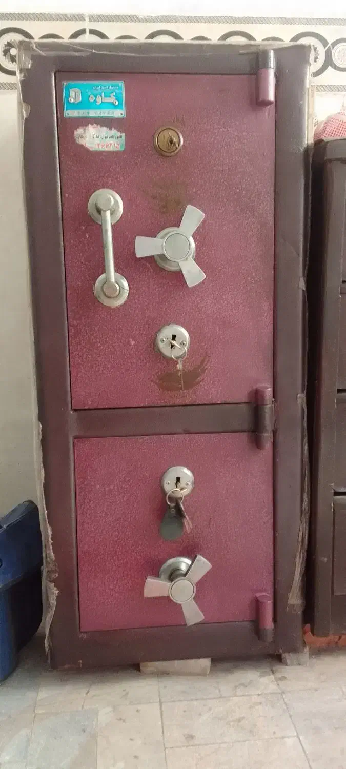 گاوصندوق و ماشین لباسشویی ۸کیلویی|ماشین لباسشویی و خشک‌کن لباس|بهارستان, |دیوار