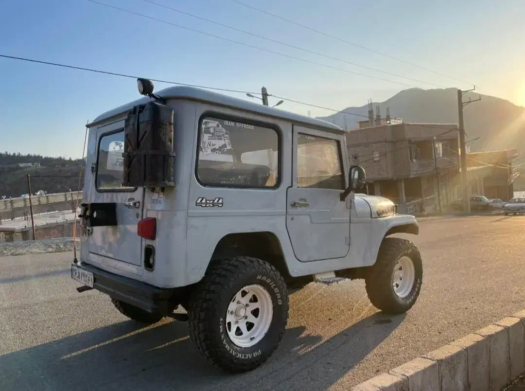 جیپ گالانت مدل ۷۱|خودرو کلاسیک|بانه, |دیوار