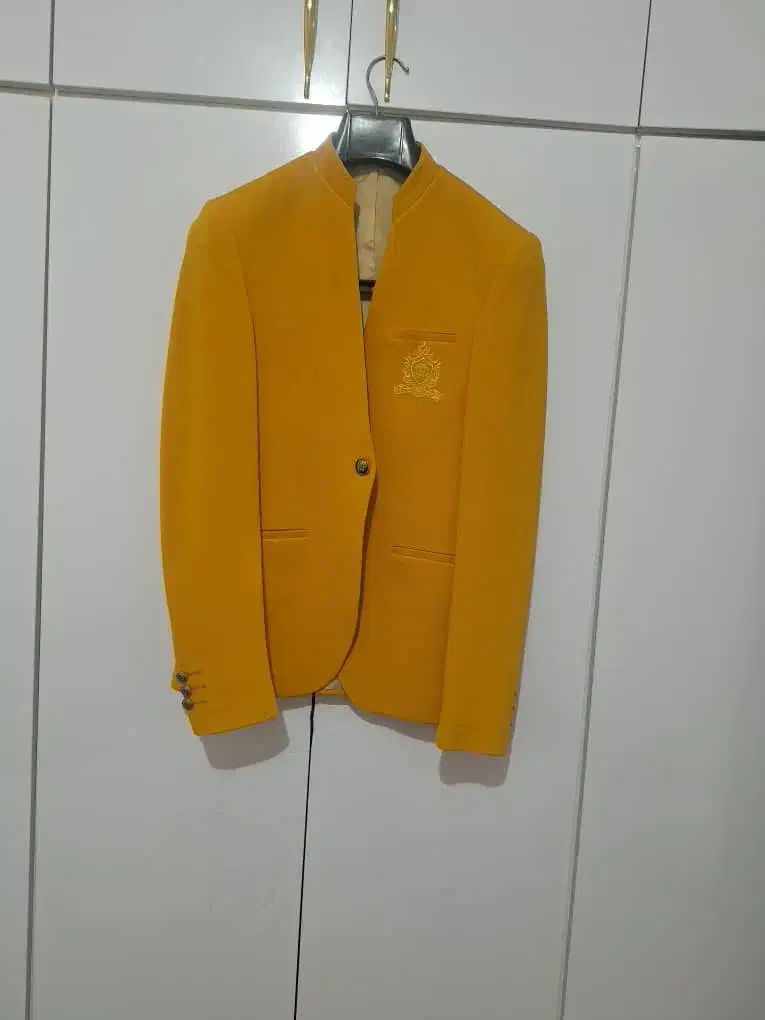 کت تک|لباس|دورود, |دیوار