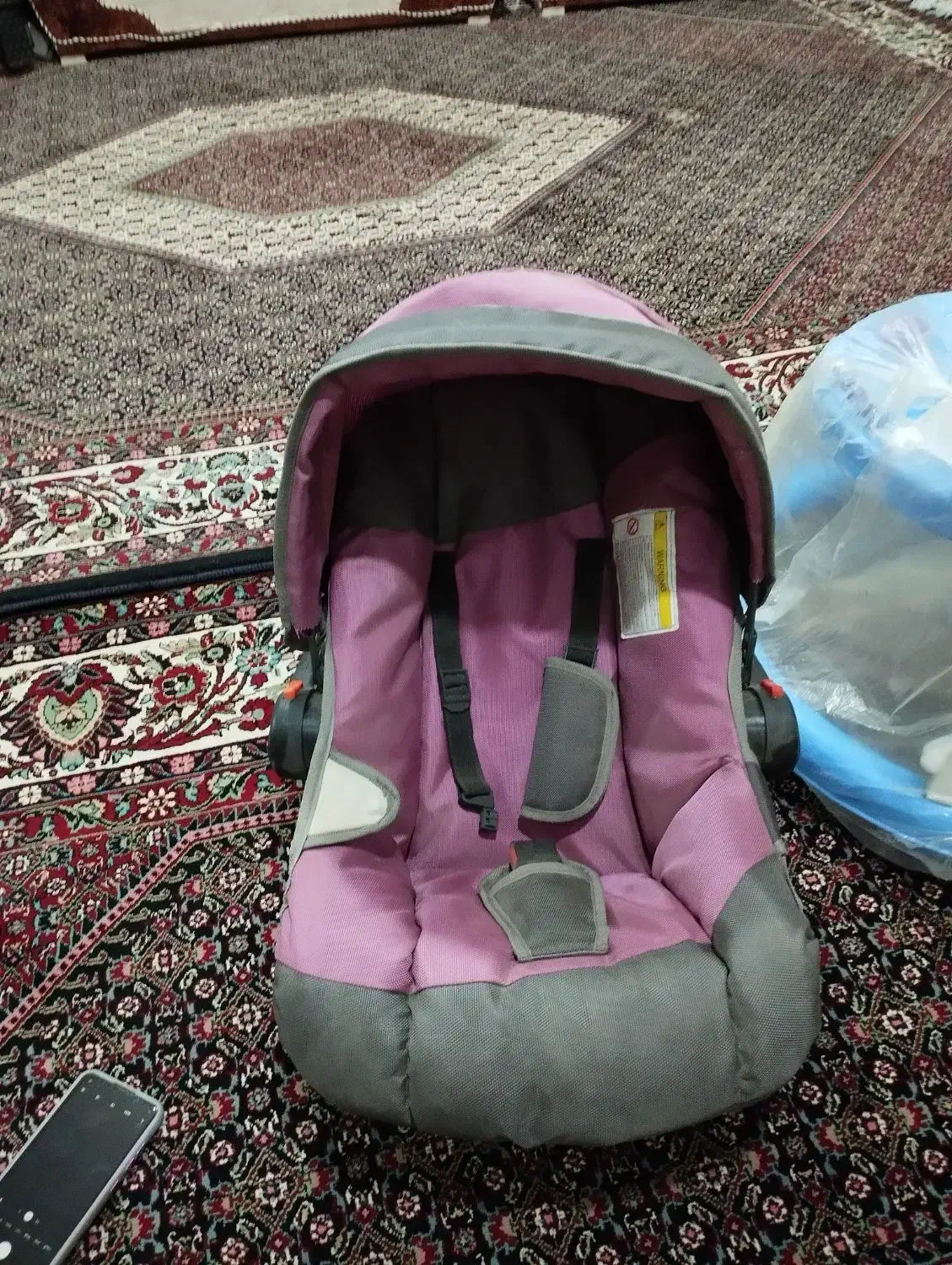 سالم سالم نو نو هستش هیچ استفاده نشدع|اسباب و اثاث بچه|بهار, |دیوار