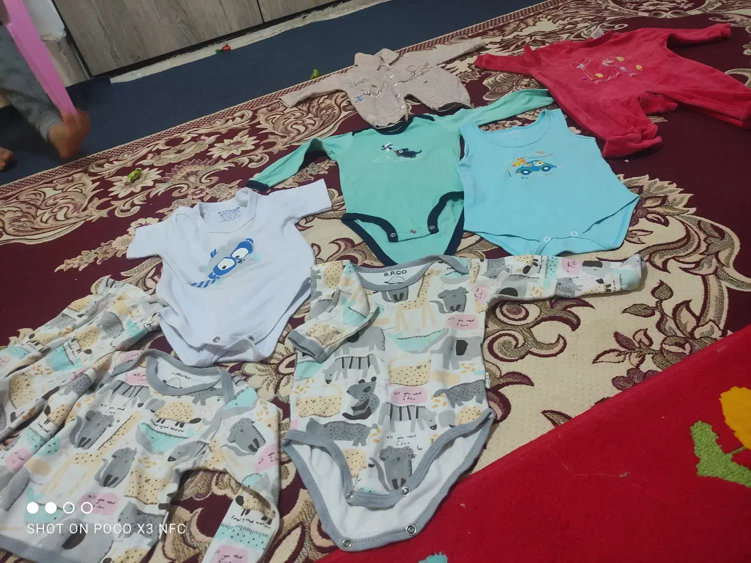 لباس زمستانی نوزاد بچه گانه|کفش و لباس بچه|سبزوار, ولیعصر (نجار آباد)|دیوار