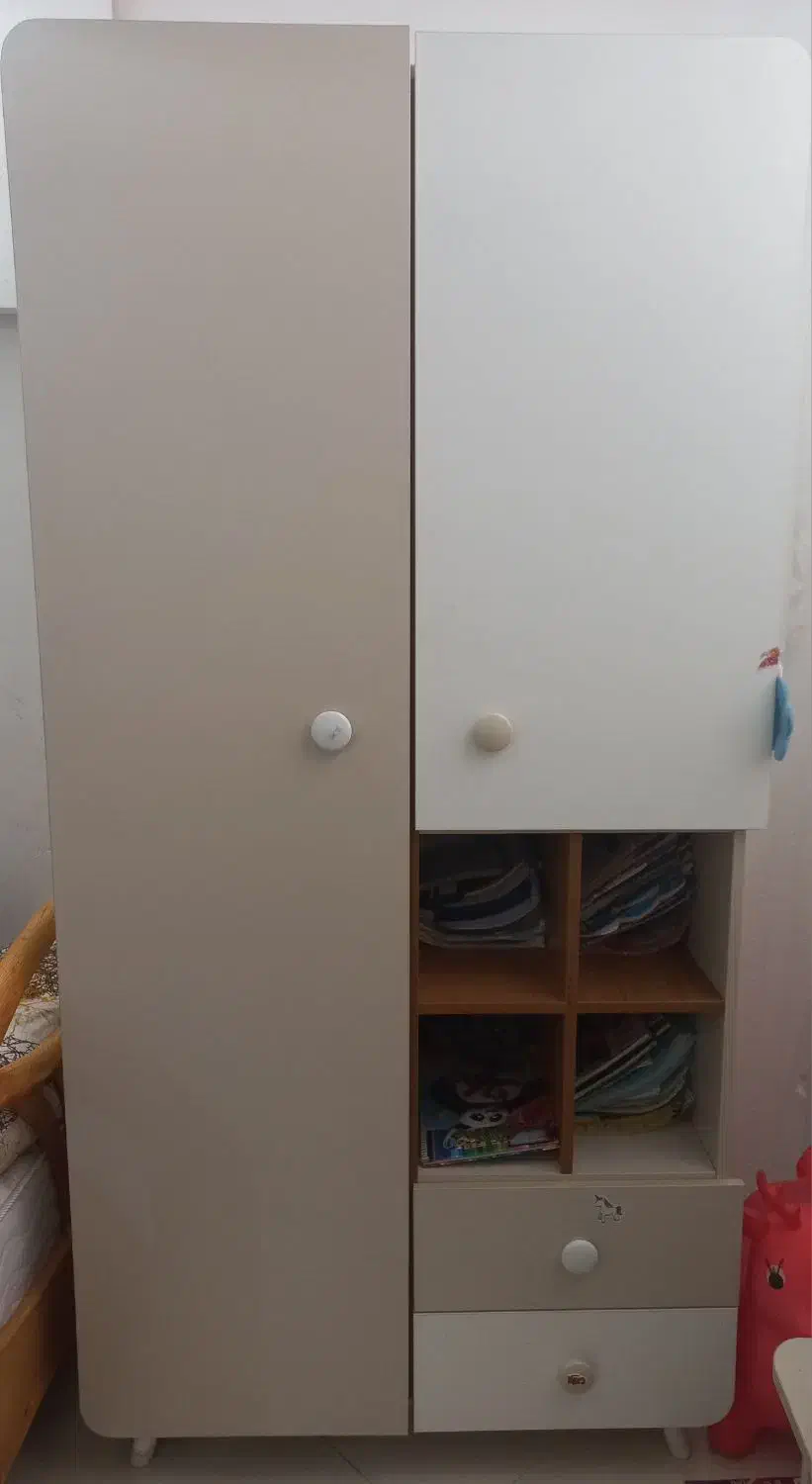 سرویس تخت و کمد و ویترین|اسباب و اثاث بچه|طرقبه, |دیوار