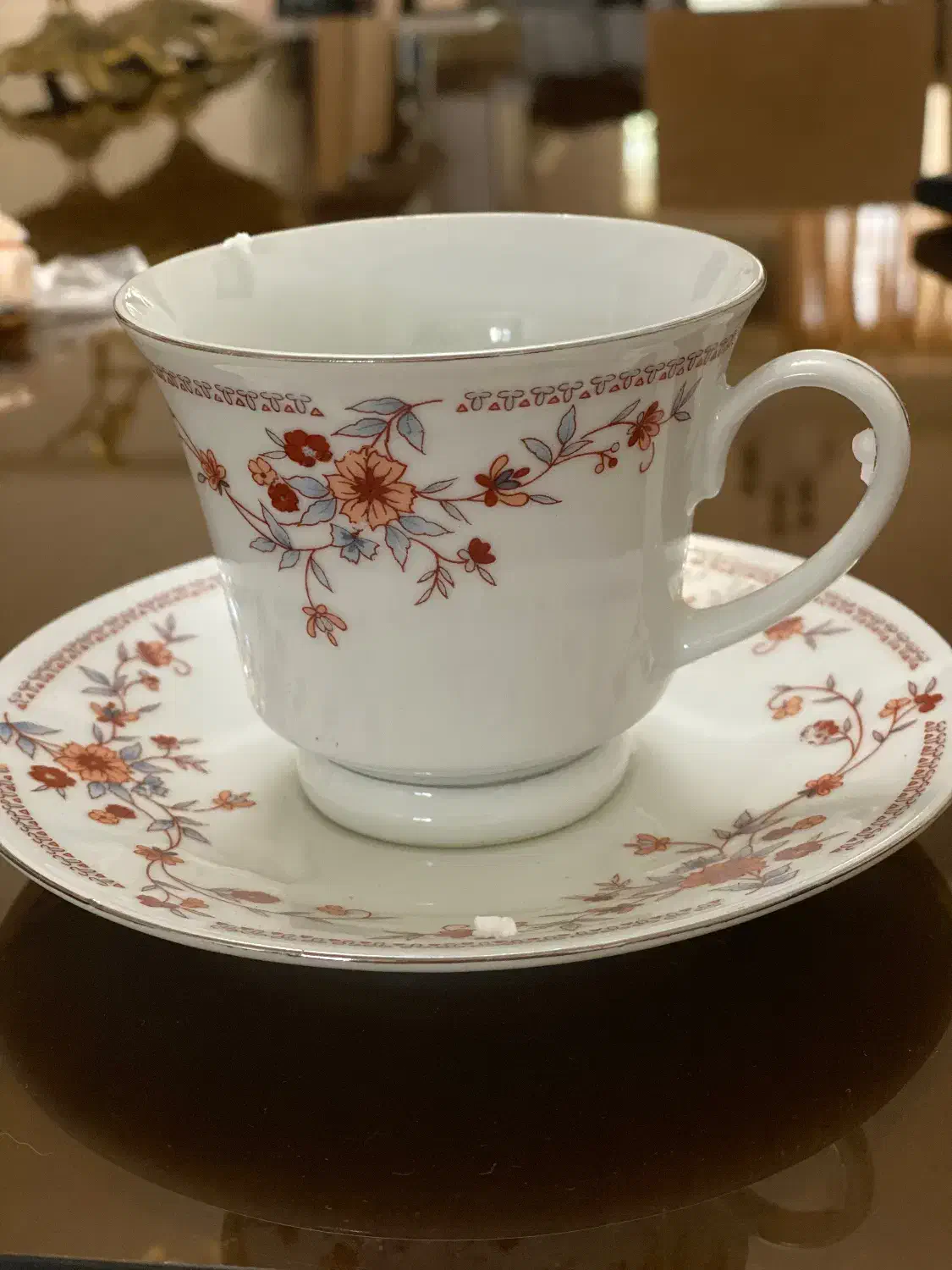 فنجان نعلبکی اکبند قندان گلسرخ وگلدان بلور|ظروف سرو و پذیرایی|تبریز, |دیوار