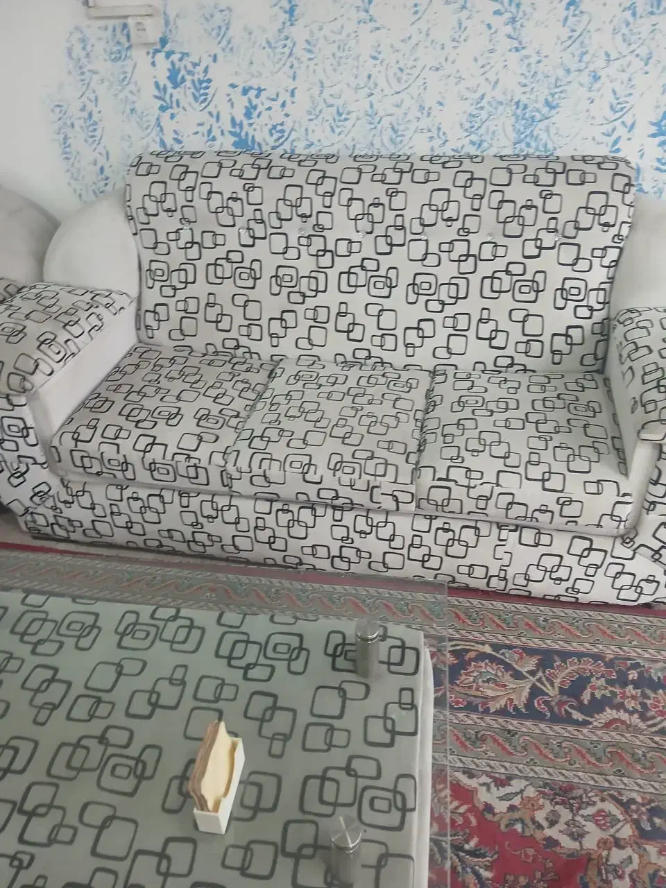 مبلمان ۱۰نفره همراه با میز وسط و دوعدد میز عسلی|مبلمان خانگی و میز عسلی|خرمآباد (تنکابن), |دیوار