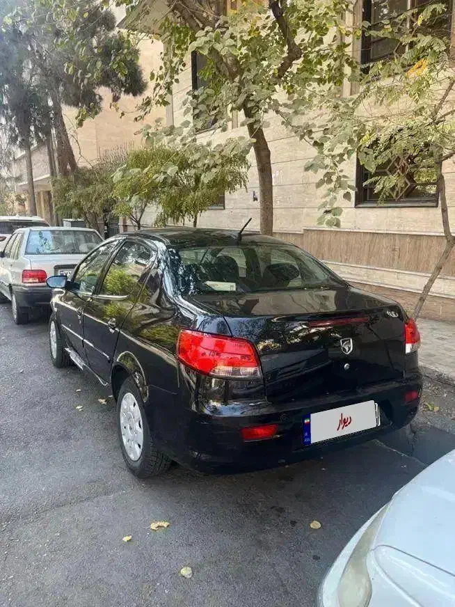 رانا پلاس ۱۴۰۱ / ۶ دنده / سقف پانا|خودرو سواری و وانت|تهران, نارمک|دیوار