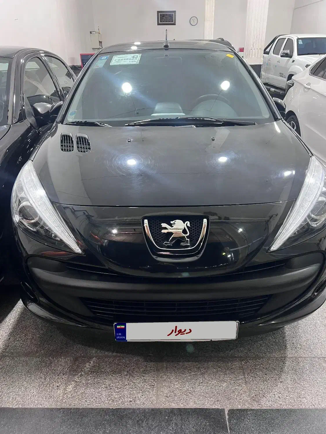 پژو ۲۰۷ اتومات ۹۷|خودرو سواری و وانت|شاهین‌شهر, فردوسی|دیوار