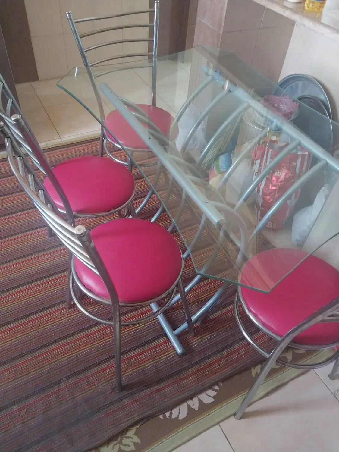 میز نهار خوری|میز و صندلی غذاخوری|سیرجان, |دیوار