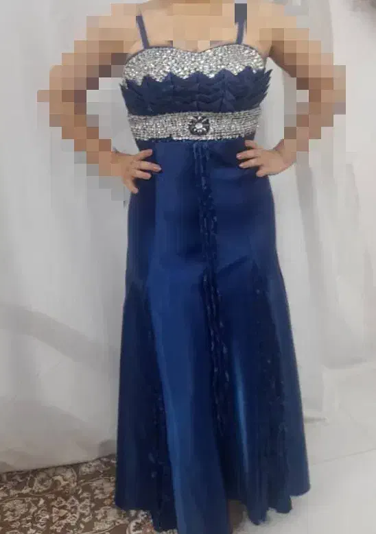 لباس مجلسی|لباس|شاهین‌شهر, گزبرخوار|دیوار