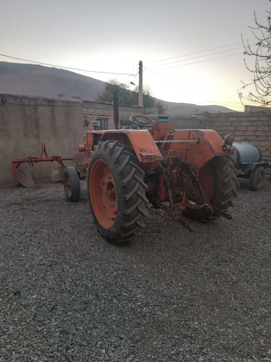 تراکتور رومانی|خودرو سنگین|دینور, |دیوار