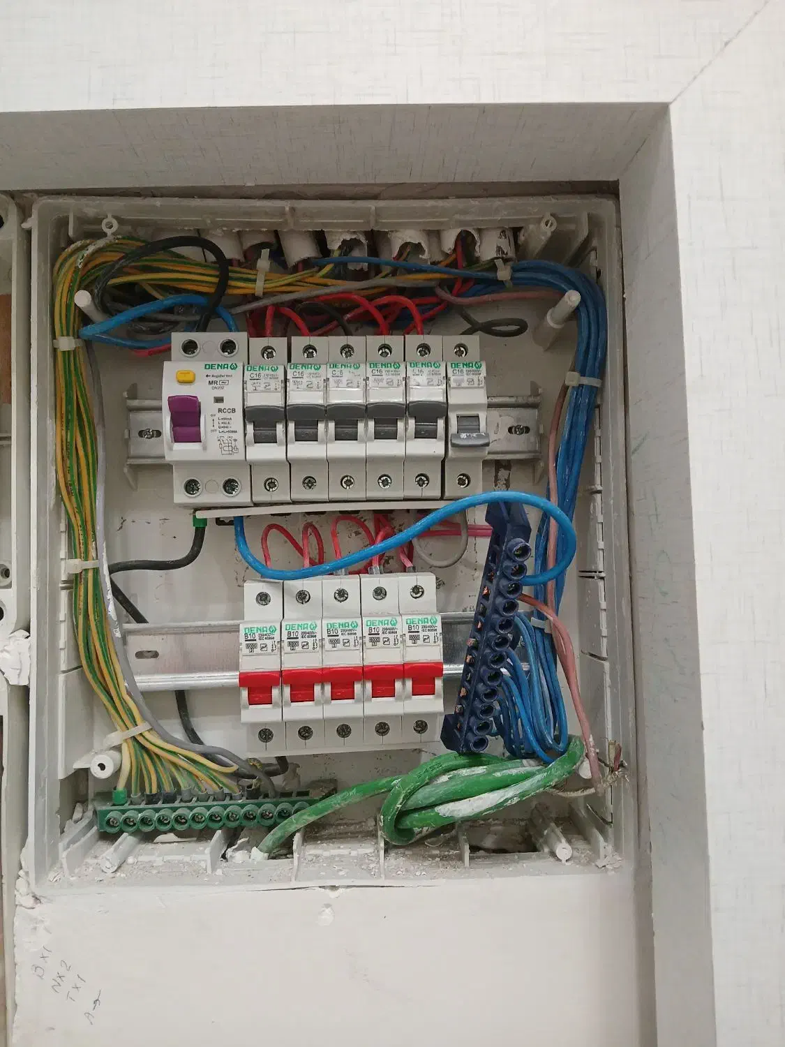 برقکار سیم کشی اتصالی برق کل مشهد|خدمات پیشه و مهارت|مشهد, چهارچشمه|دیوار