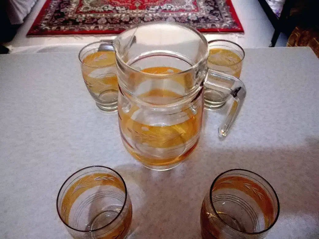 وسایل پارچ‌ولیوان|ظروف سرو و پذیرایی|رشت, پیرسرا|دیوار