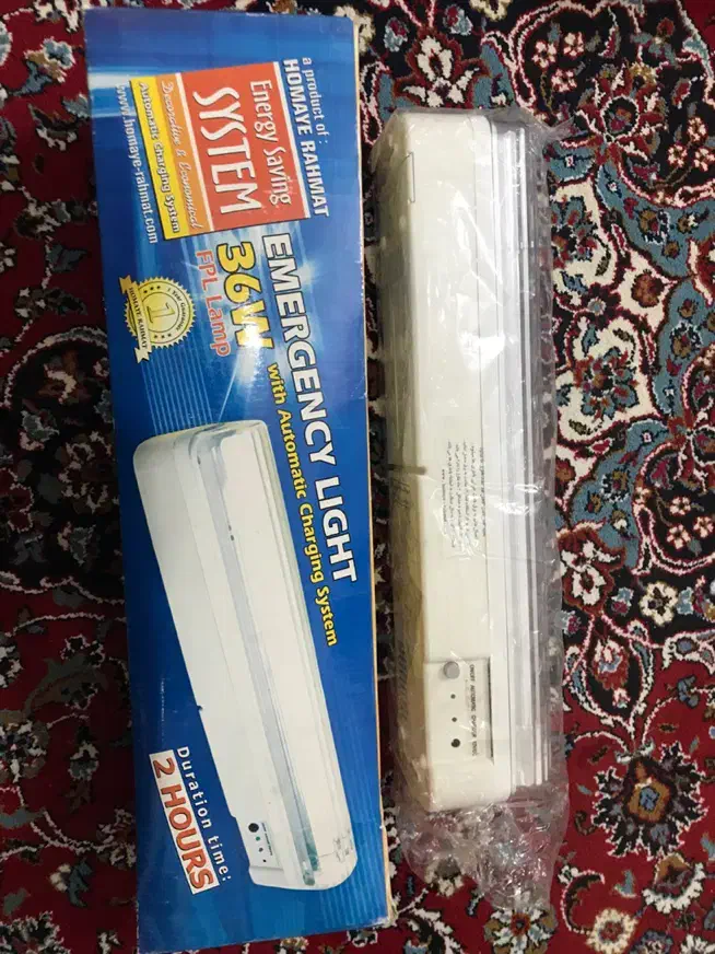 تعدادی چراغ قوه|کوهنوردی و کمپینگ|شاهین‌شهر, اقبال لاهوری|دیوار