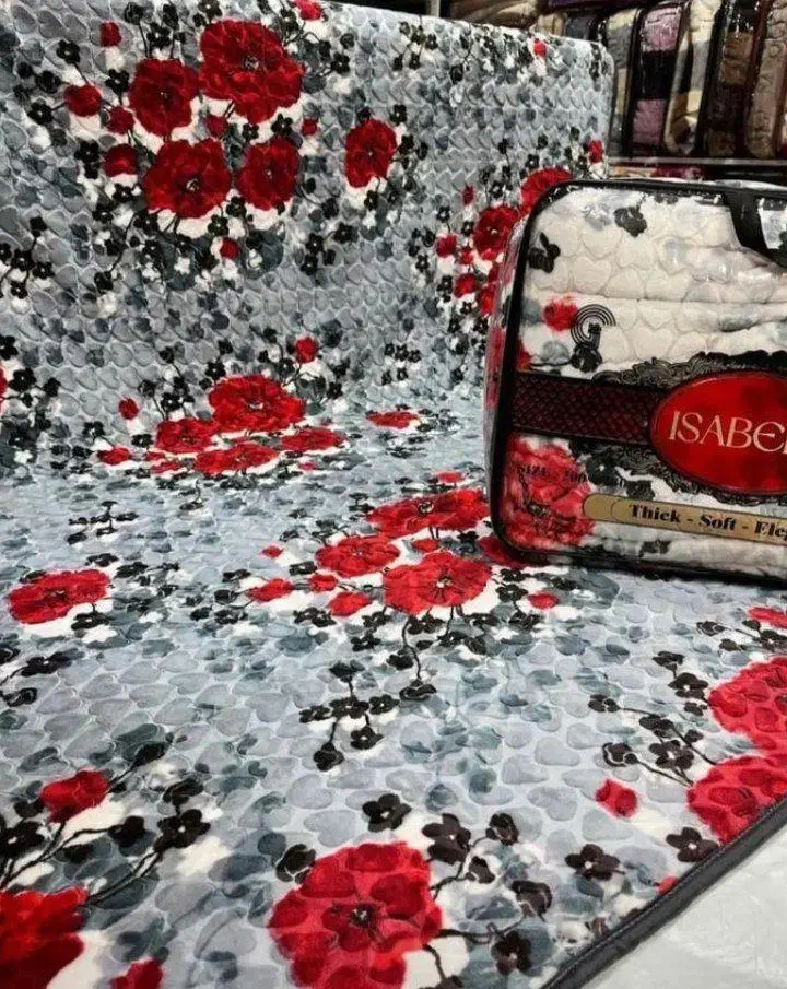 پتو مسافرتی .روبالشتی.پتو ایرانی گلبافت .|رختخواب، بالش، پتو|بندر گناوه, |دیوار