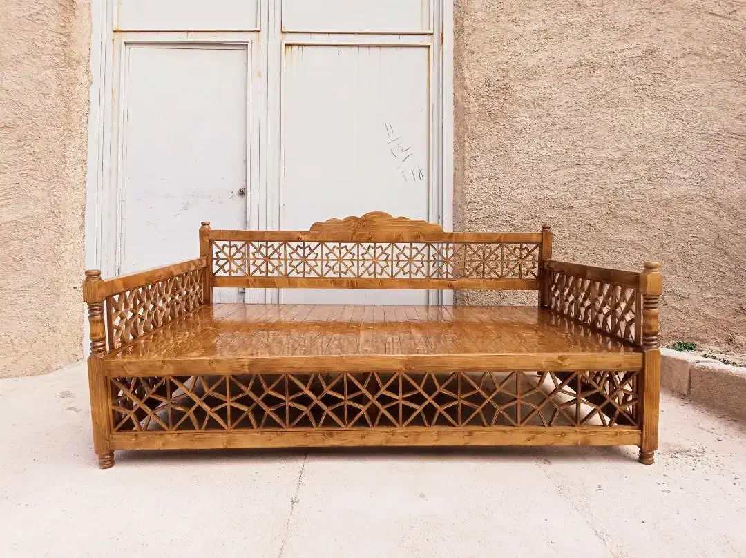 تخت نشیمن گره چینی تمام چوب روس|مبلمان خانگی و میز عسلی|شیراز, دشت چنار|دیوار