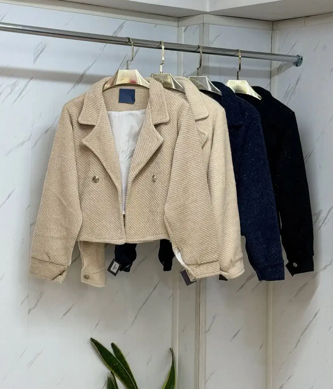 کت شاین دار|لباس|پردیس, فاز ۱|دیوار