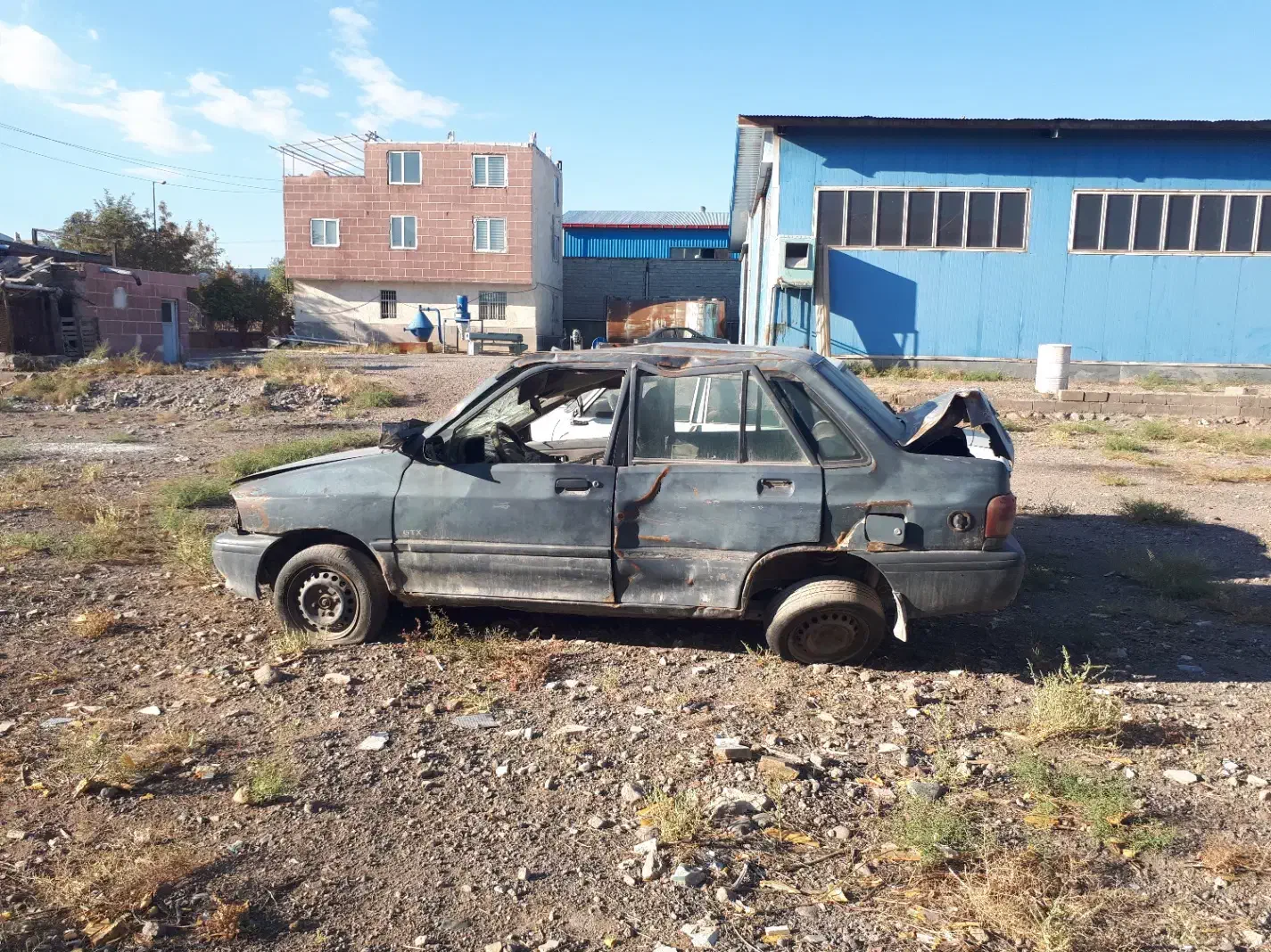 یک دستگاه خودروی فرسوده پراید|خودرو سواری و وانت|صوفیان, |دیوار