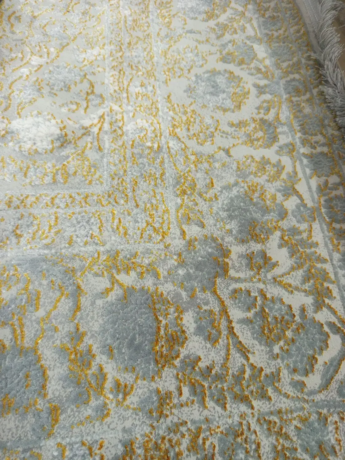 ی عدد فرش ۶متری زمرد مشهد نونو|فرش|ساوه, |دیوار