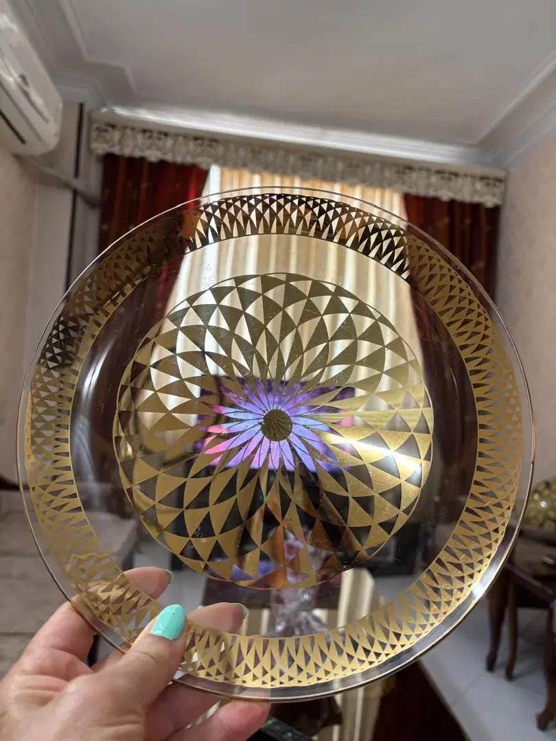 بشقاب طلایی کریستال عتیقه قدمت بالای 100سال|کلکسیون اشیاء عتیقه|تهران, جنتآباد جنوبی|دیوار