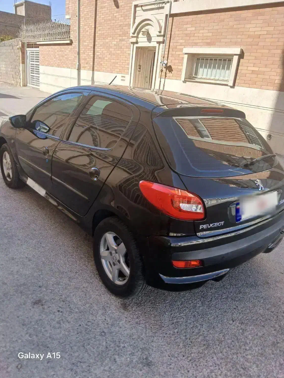 ۲۰۷  ۱۴۰۲ دنده ای سقف فلز فرمان برقی|خودرو سواری و وانت|شاهین‌شهر, گزبرخوار|دیوار