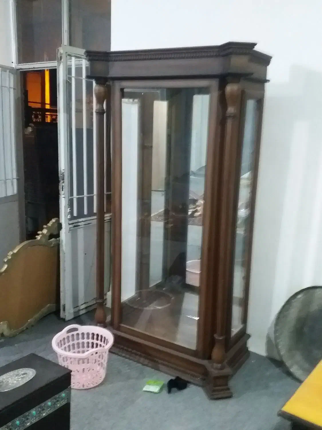 بوفه چوبی قیمت ۳ میلیون|بوفه، ویترین، کنسول|ماکو, |دیوار