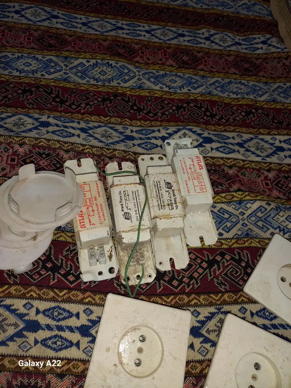 تعداد۳۴عدد کلید پریس به فروش میرسد|مصالح و تجهیزات ساختمان|اصفهان, عطار نیشابوری|دیوار