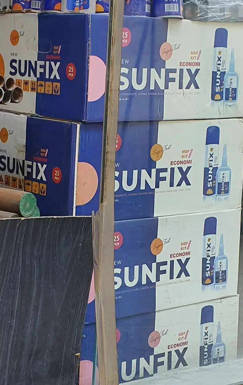 چسب ۱،۲،۳ سانفیکس ۴۰۰ میل|مصالح و تجهیزات ساختمان|تهران, حکمت|دیوار