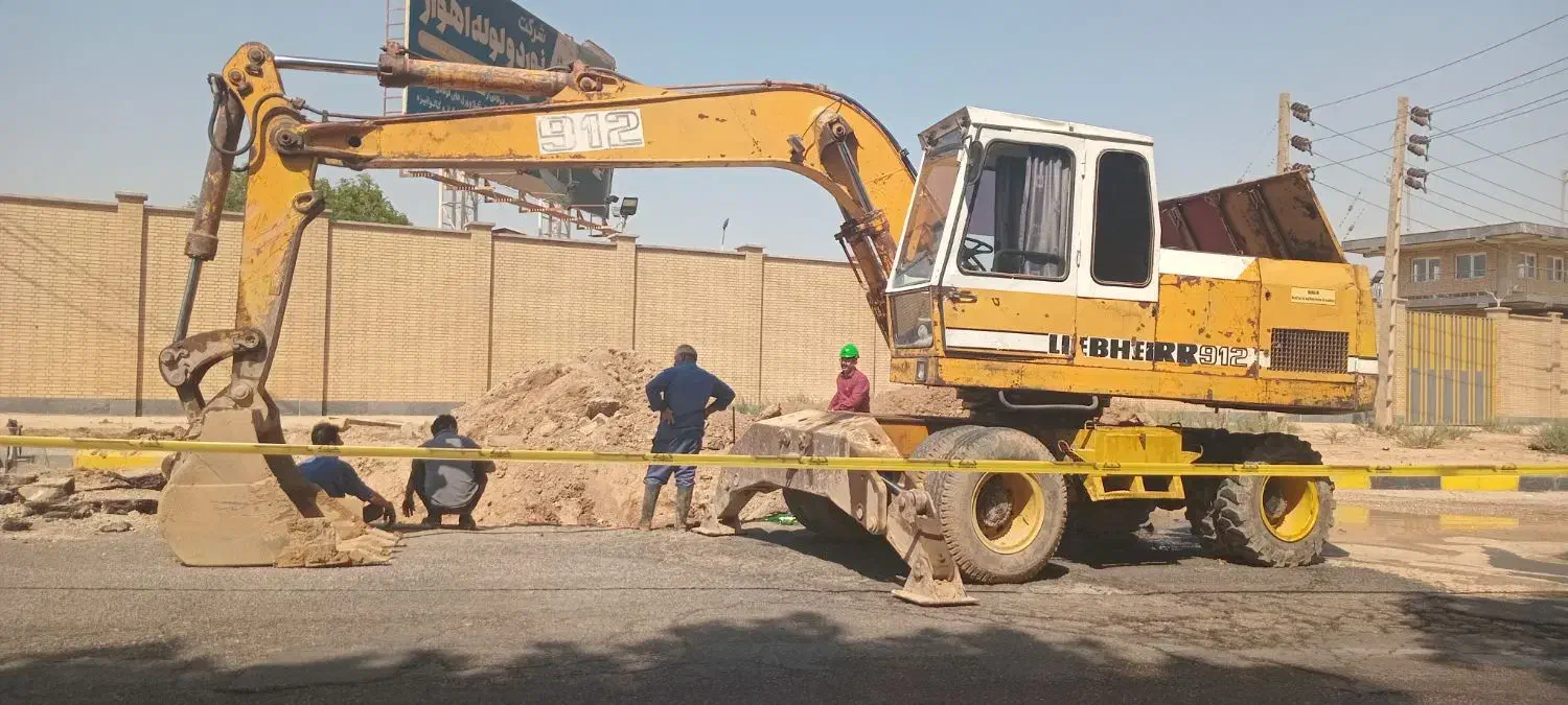 بیل میکانیکی لاستیکی|خودرو سنگین|تهران, باغ فردوس|دیوار