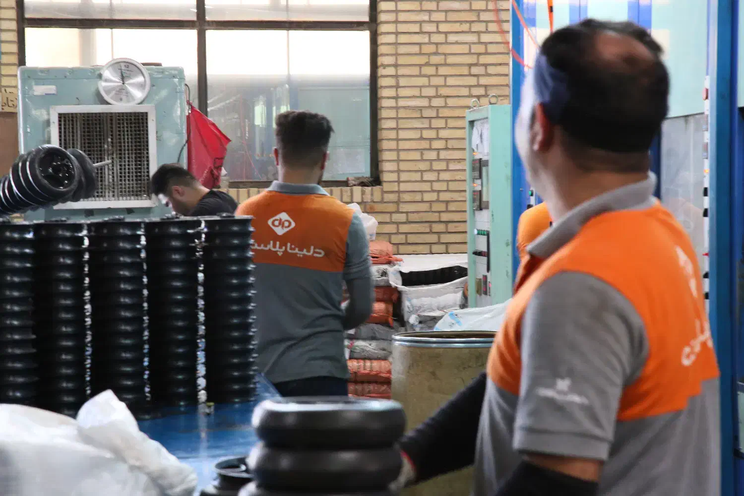 اپراتور دستگاه تزریق پلاستیک|استخدام صنعتی، فنی، مهندسی|اسلامشهر, باغ فیض|دیوار