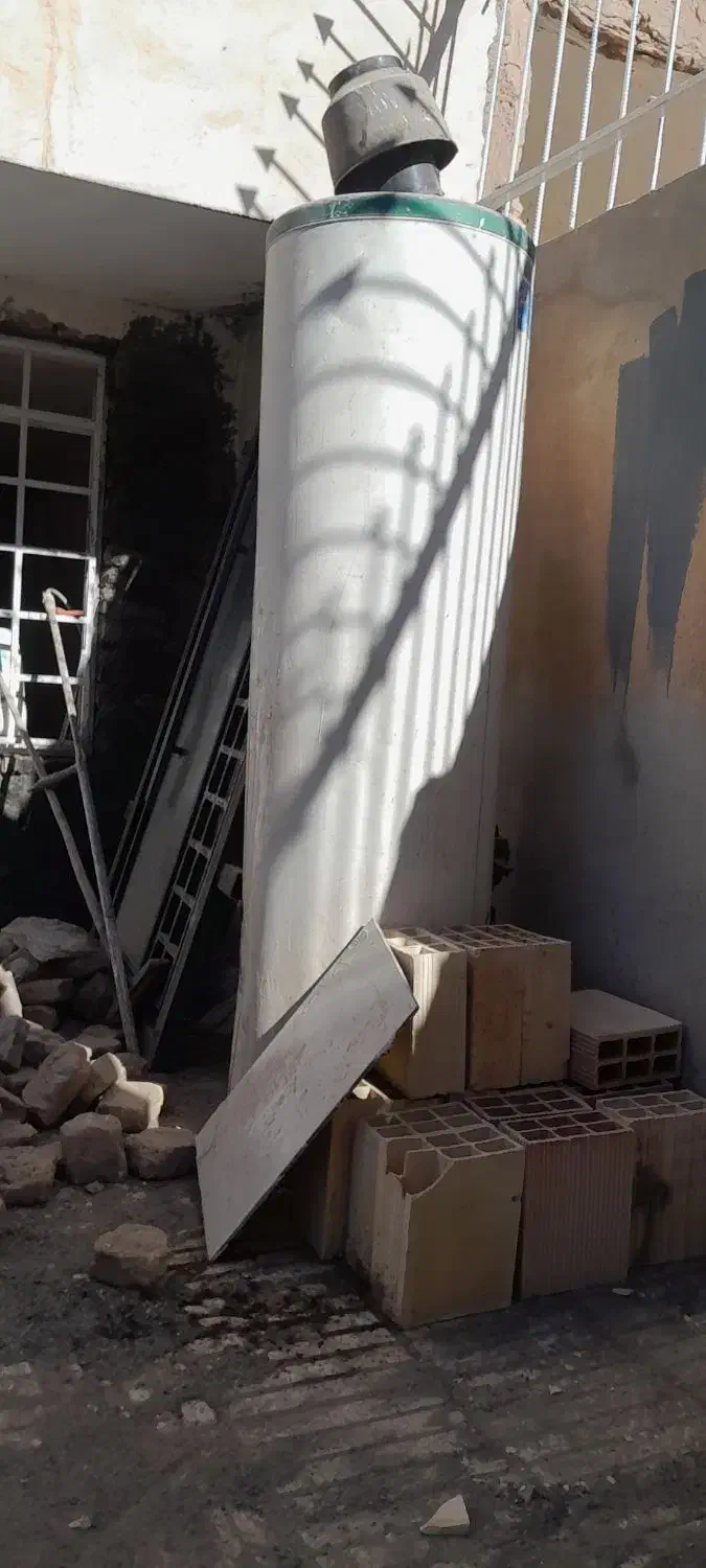 آبگرم کن ایستاده|آبگرمکن، پکیج، شوفاژ|سبزوار, مدرس|دیوار