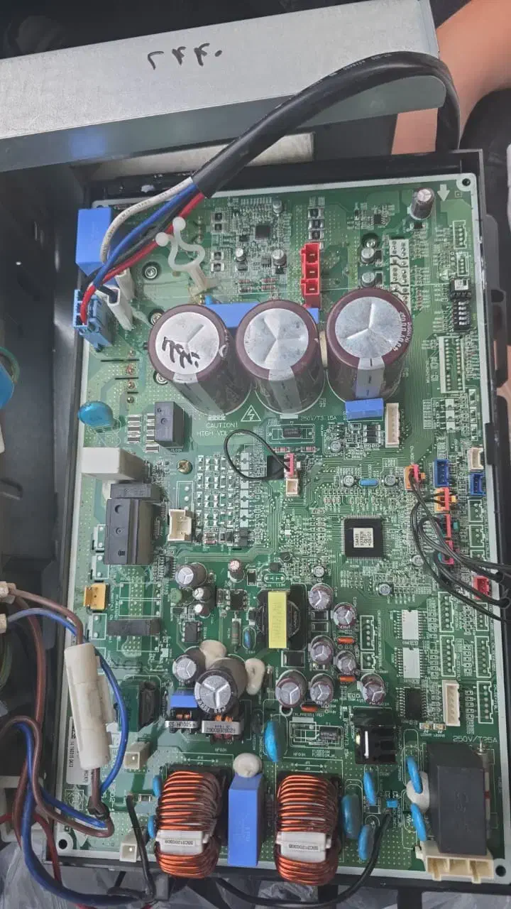 سرویسکار نصاب کولر گازی داکت اسپلیت پکیج نصب تعمیر|خدمات پیشه و مهارت|تهران, تجریش|دیوار