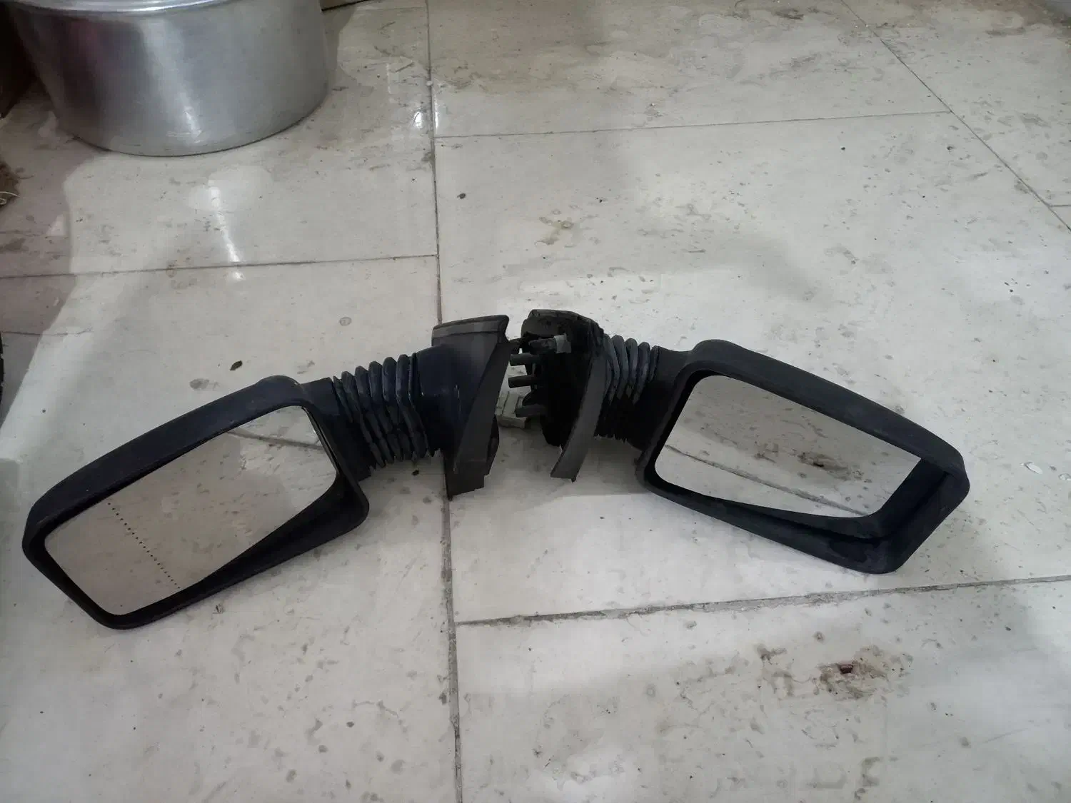 اینه و چراغ جلو ۴۰۵|قطعات یدکی و لوازم جانبی|سبزوار, چهارراه فرودگاه|دیوار