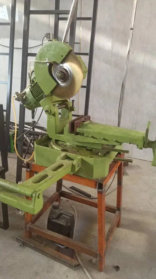 آره صابونی تک فاز.کاملا سالم و آماده به کار|ماشینآلات صنعتی|شیراز, گچی|دیوار