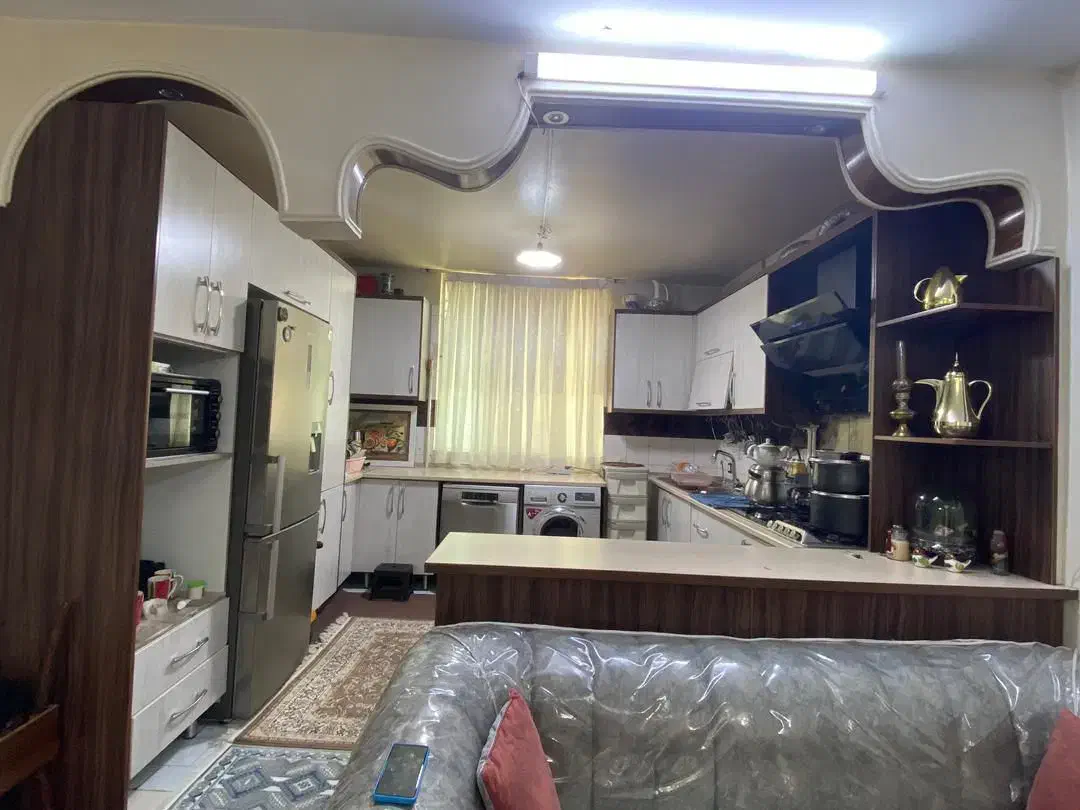 60 متر آپارتمان کیانشهر * گلها * یک خواب