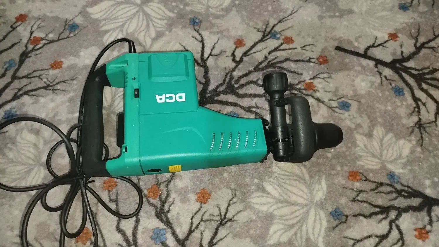 کارکردن بادریل تخریب|خدمات پیشه و مهارت|دهدشت, |دیوار