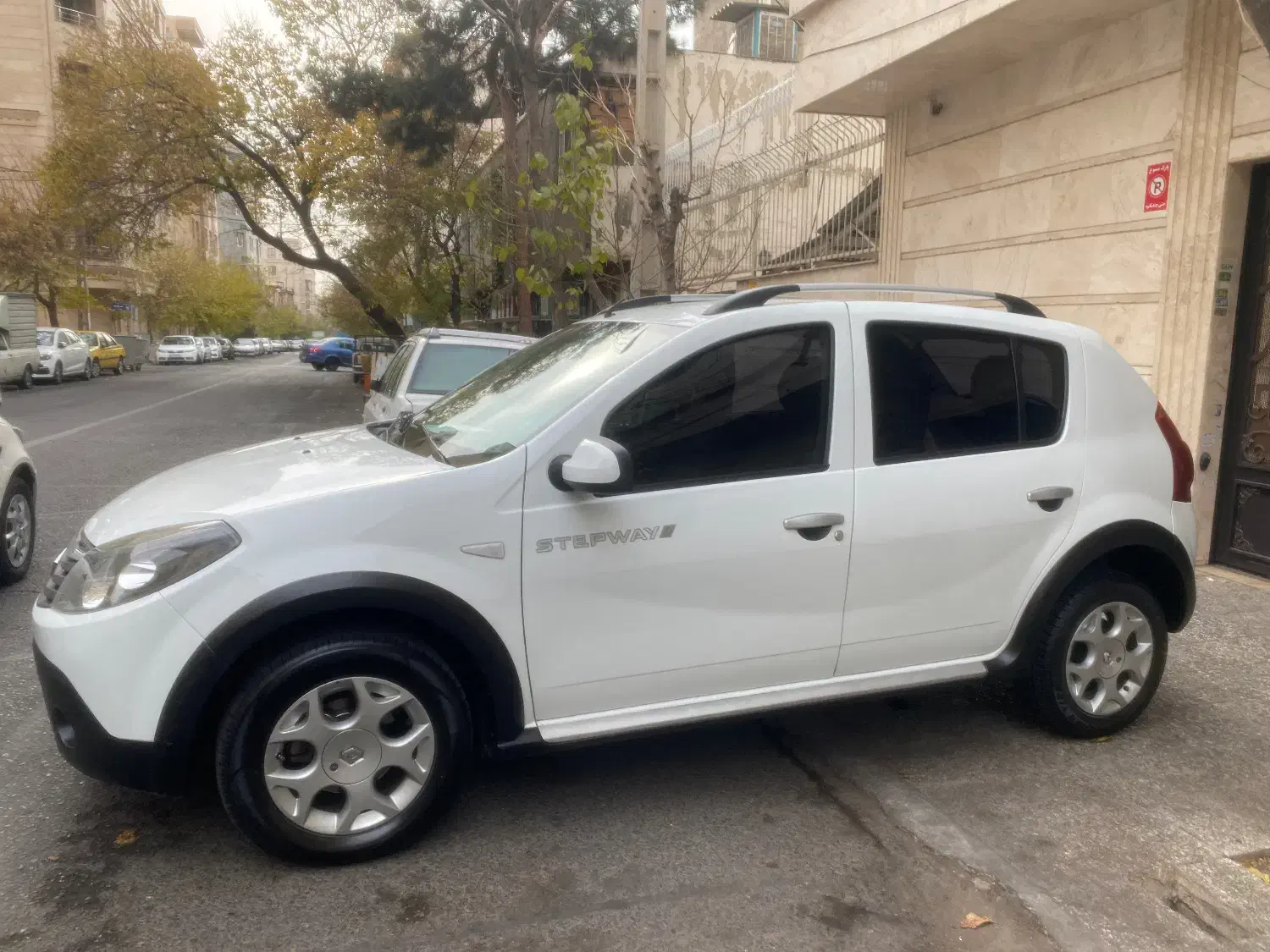 استپ وی اتومات مدل ۹۸ بیرنگ مدیران خودرو در حد|خودرو سواری و وانت|تهران, ستارخان|دیوار