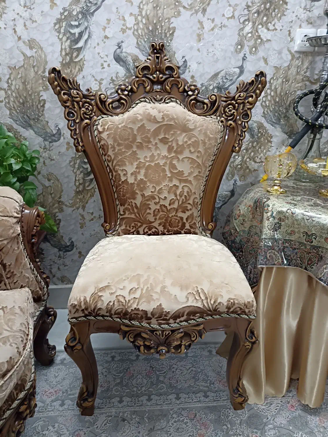 مبل سلطنتی کار دست|مبلمان خانگی و میز عسلی|قم, عمار یاسر|دیوار