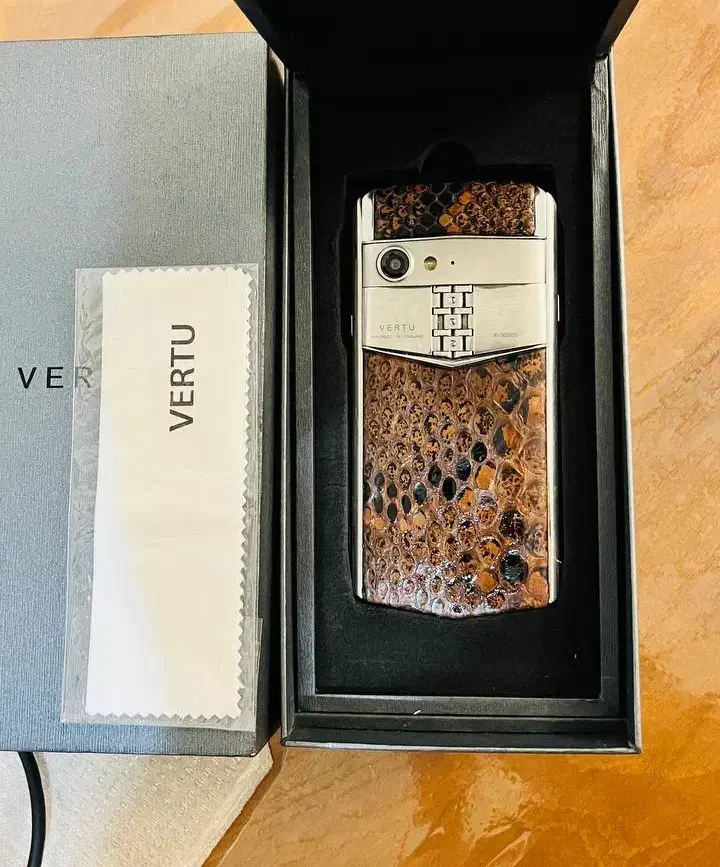 گوشی ورتو خاص|موبایل|تهران, مجیدیه|دیوار