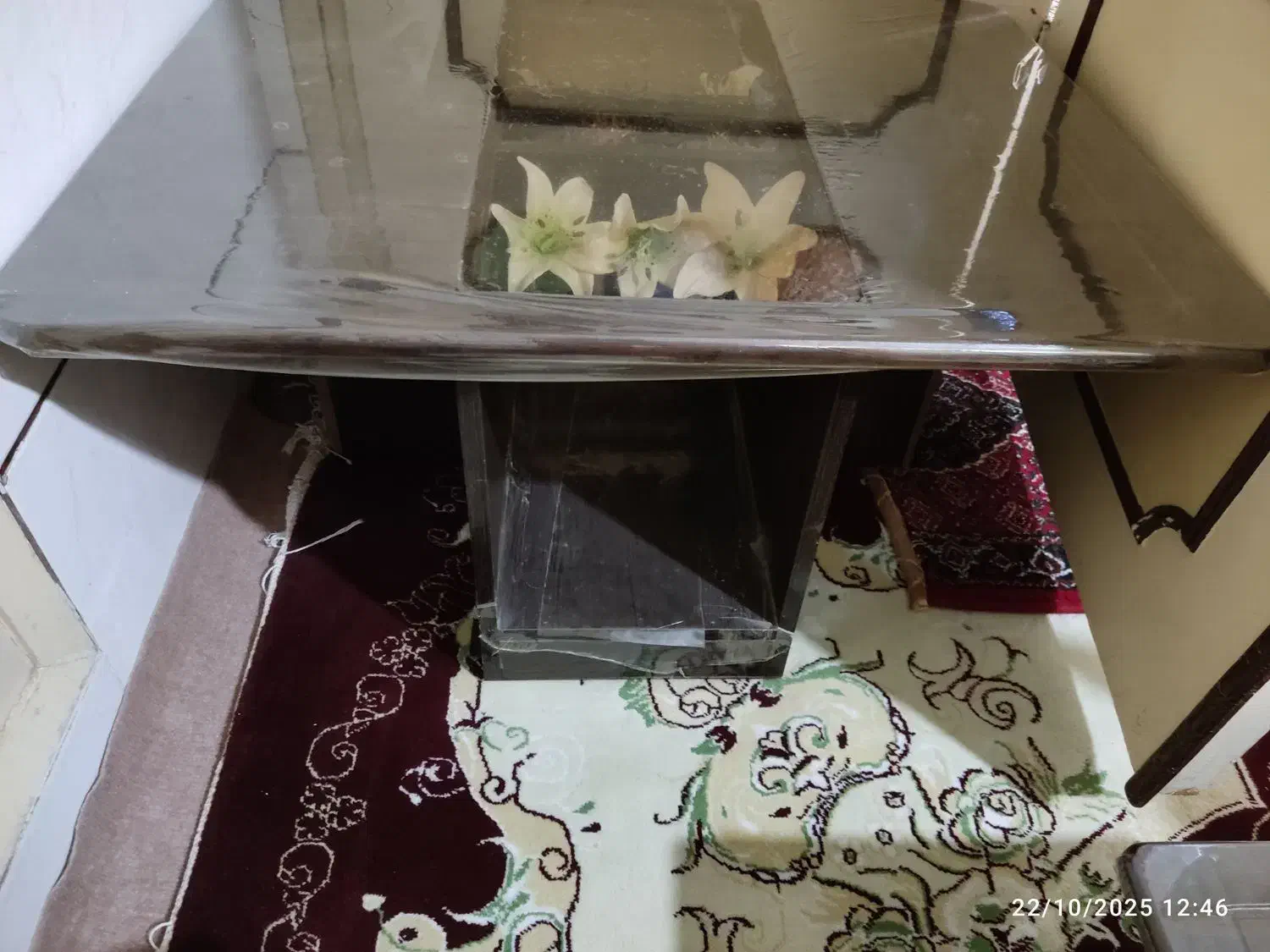 جلومبلی باچهارعددعسلی درحدنو|مبلمان خانگی و میز عسلی|زنجان, |دیوار