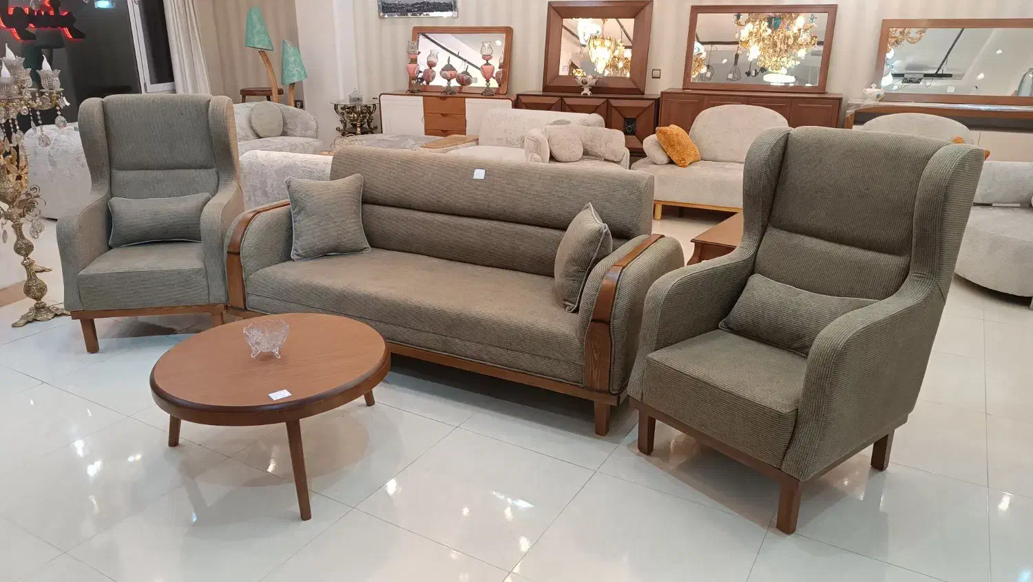 تولیدی مبلمان تیک وان|مبلمان خانگی و میز عسلی|اردبیل, |دیوار