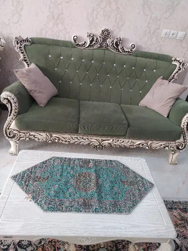 فروش مبل سلطنتی و مبل قالی|مبلمان خانگی و میز عسلی|سیرجان, |دیوار