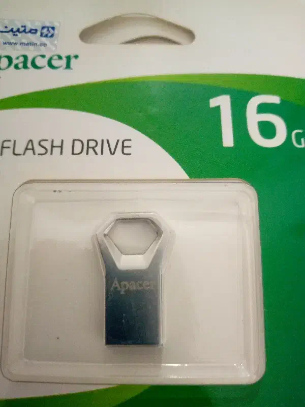 فلش مموری 64و 32|قطعات و لوازم جانبی رایانه|قم, مسجد امام حسن|دیوار