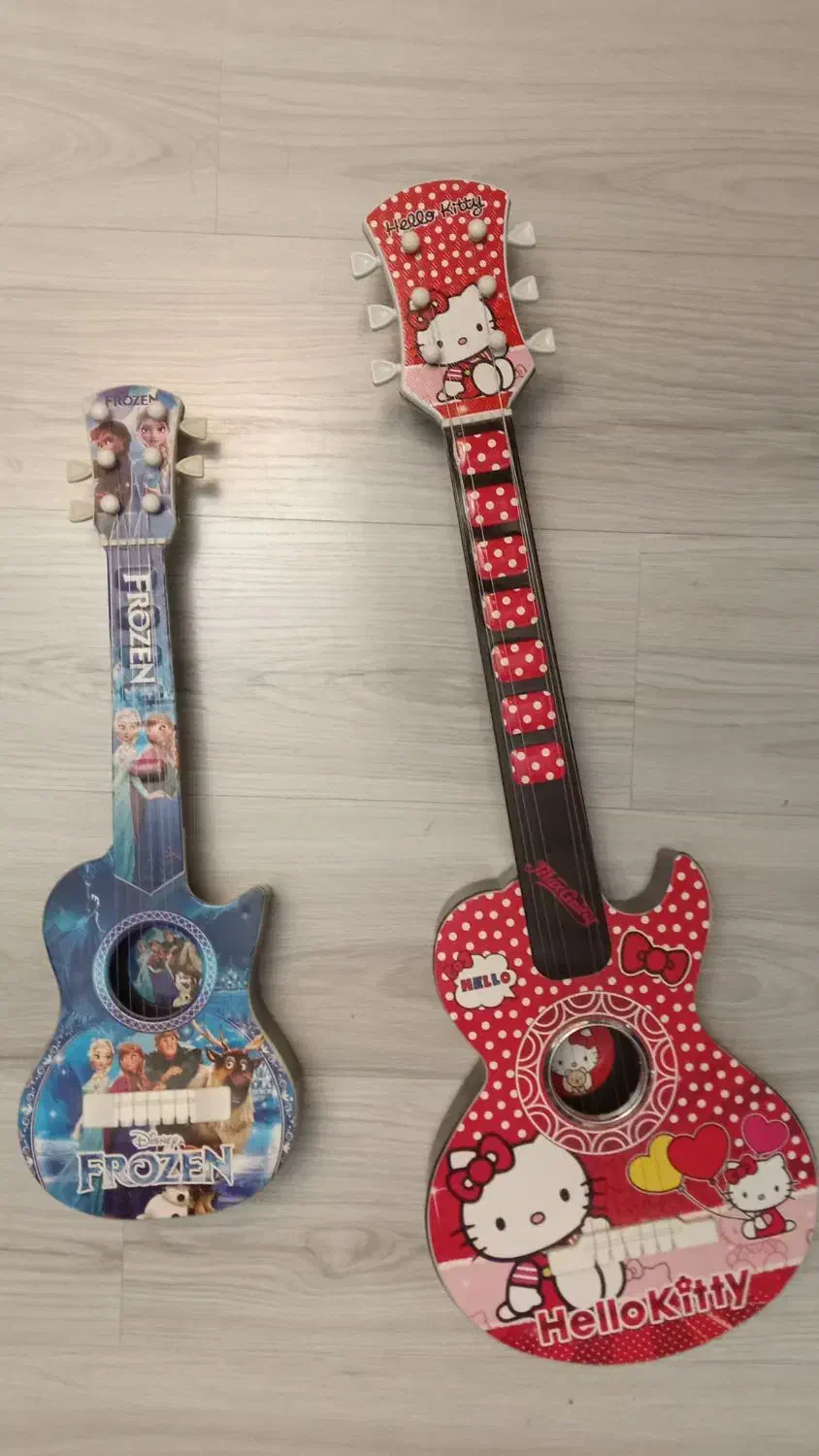 گیتار کودک|اسباب‌بازی بچه|ارومیه, |دیوار