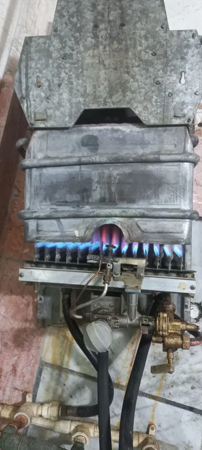 ابگرمکن دیواری بوتان ۳۱۱۵|آبگرمکن، پکیج، شوفاژ|محمدشهر, ولدآباد|دیوار