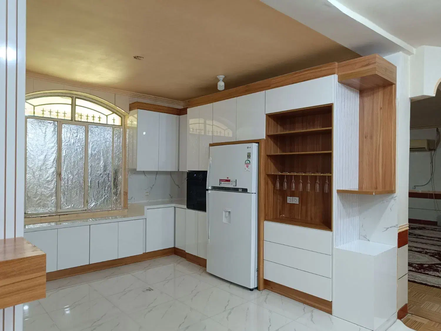 ساخت انواع کابینت و کمددیواری و ....|خدمات پیشه و مهارت|بهبهان, |دیوار