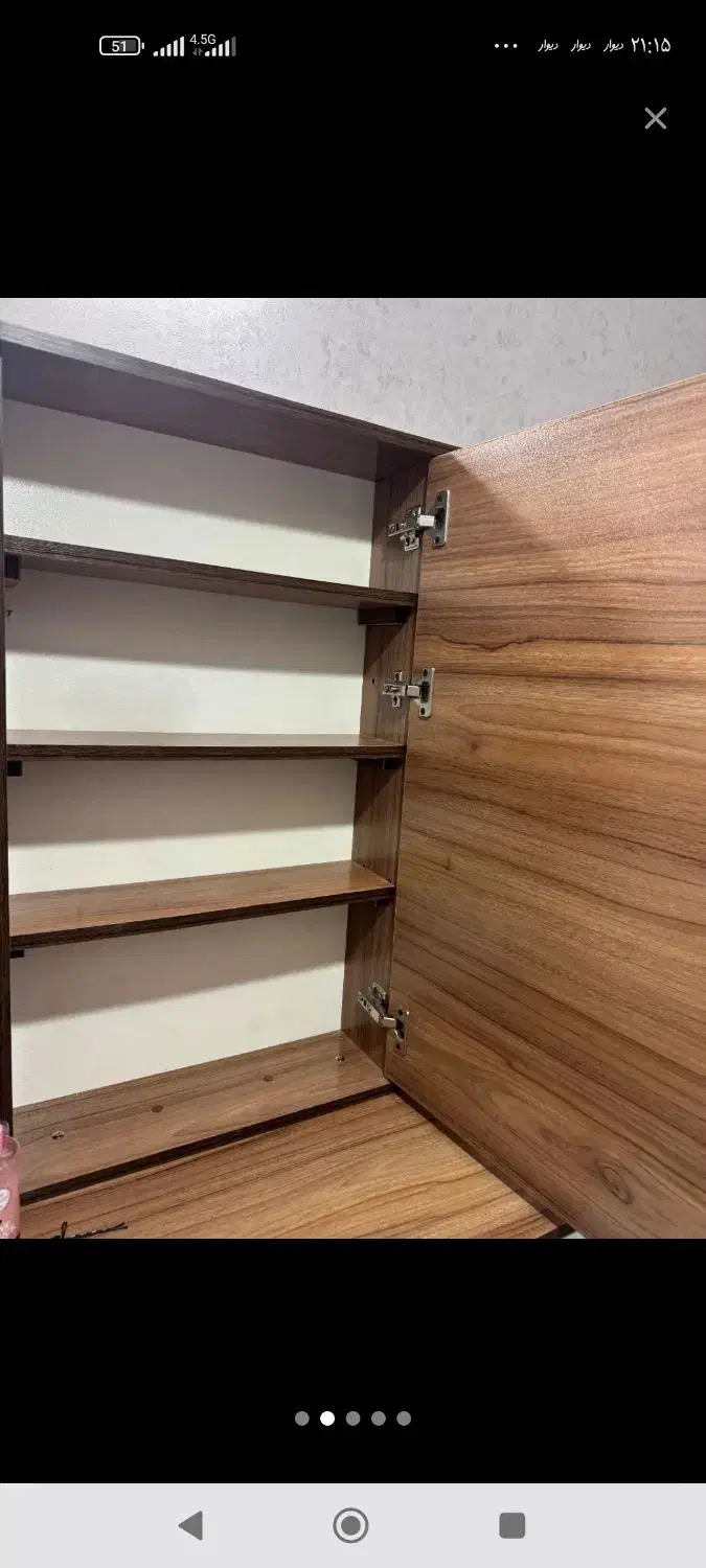 میز آرایشبا صندلی|تخت و سرویس خواب|شاهین‌شهر, فیض|دیوار